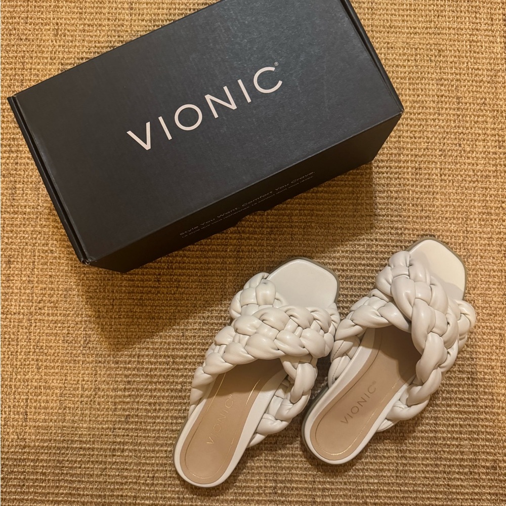 Vionic Cream Kalina Braided Slip-On Sandal
Size: 6 / Width: M